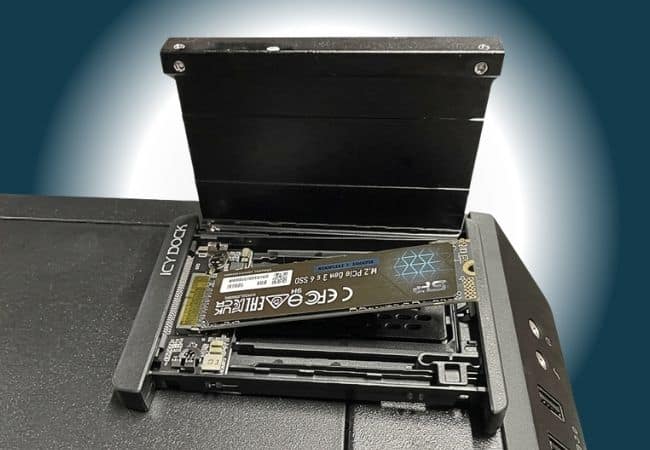 ziperase nvme eraser showing u.2 and m.2 nvme drives.